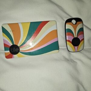 Tile Pro & Slim Wallet Tracker Rainbow Rambler Limited -Replacable Battery NWOT
